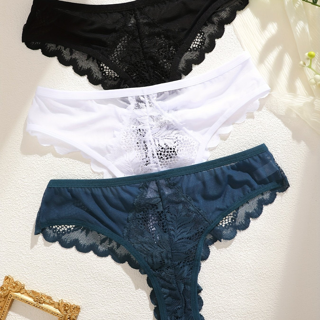 [Soft Lace, Elegant Thongs] 3pcs Women's Soft Lace Elegant Thongs Set, Intimate Wear, Thong Collection, Feminine Lingerie, Comfortable Fit, Vstring Panties, Lowrise Underwear, Sensual Undergarments, Lingerie Lovers